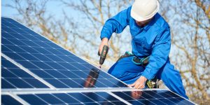 Installation Maintenance Panneaux Solaires Photovoltaïques à Tauriac